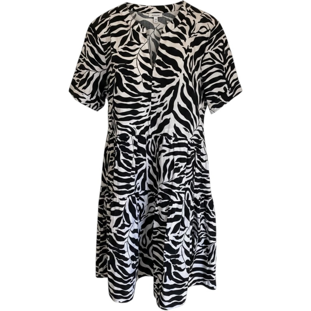 Chicos Tiered Short Sleeve Palm Print Dress Black White V-Neck Pockets Size 4 20